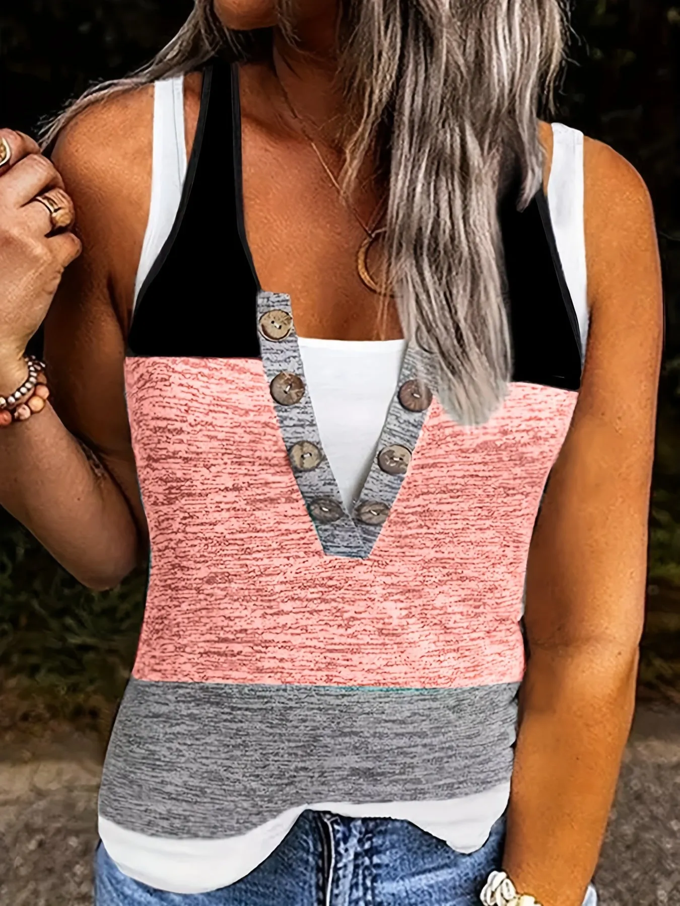 Chic Color Block Tank Top Perfect for Stylish Summer Outfits