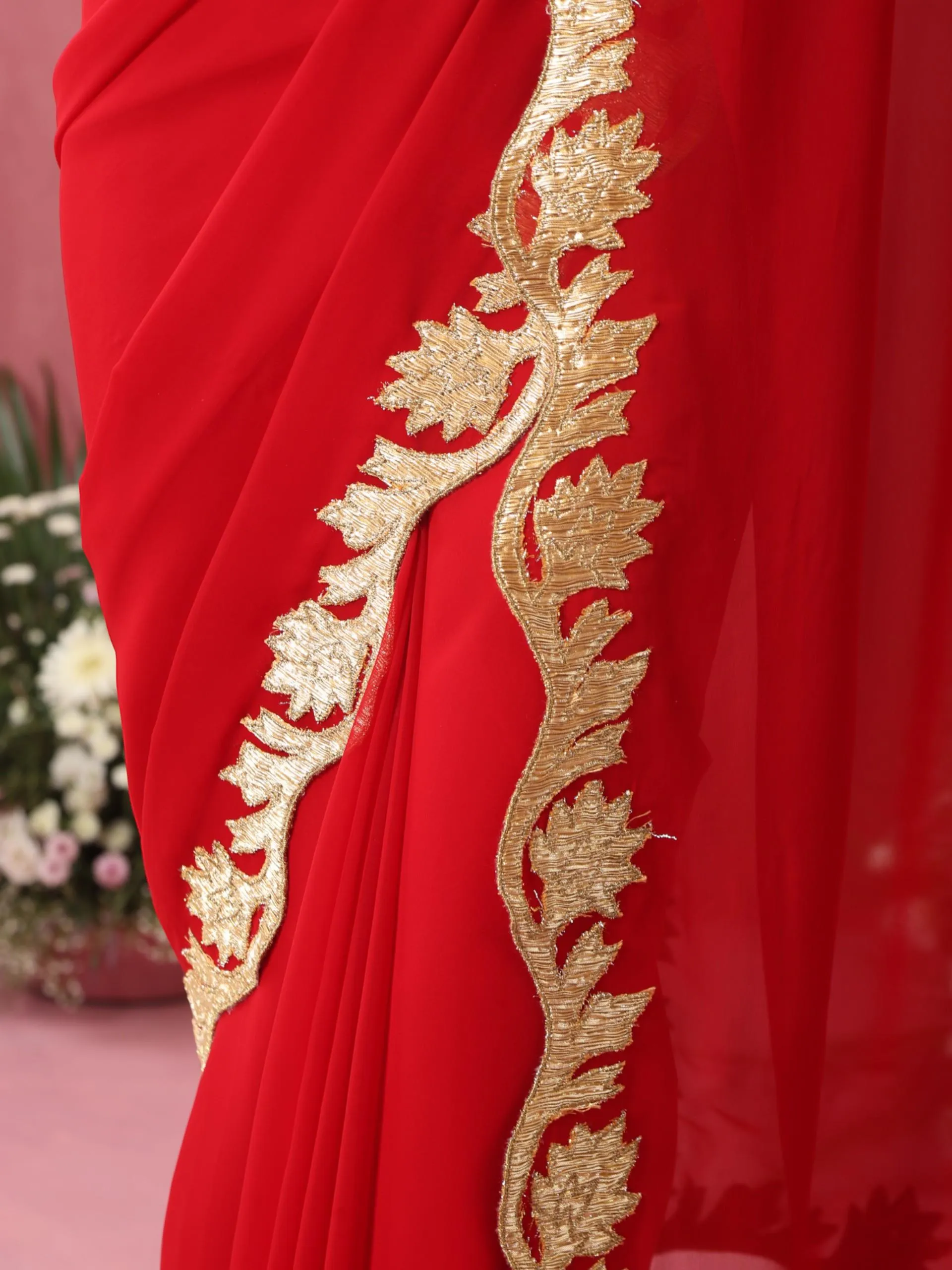 Glamazing Red Gold Embroidered Saree with Blouse Fabric