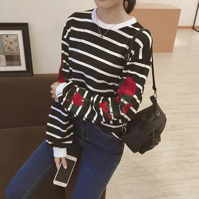 New Autumn Harajuku Hoodies Roses Embroidered Lantern Sleeve Loose Striped Women Sweatshirt Vintage Elegant Casual Tops (US 14-16)