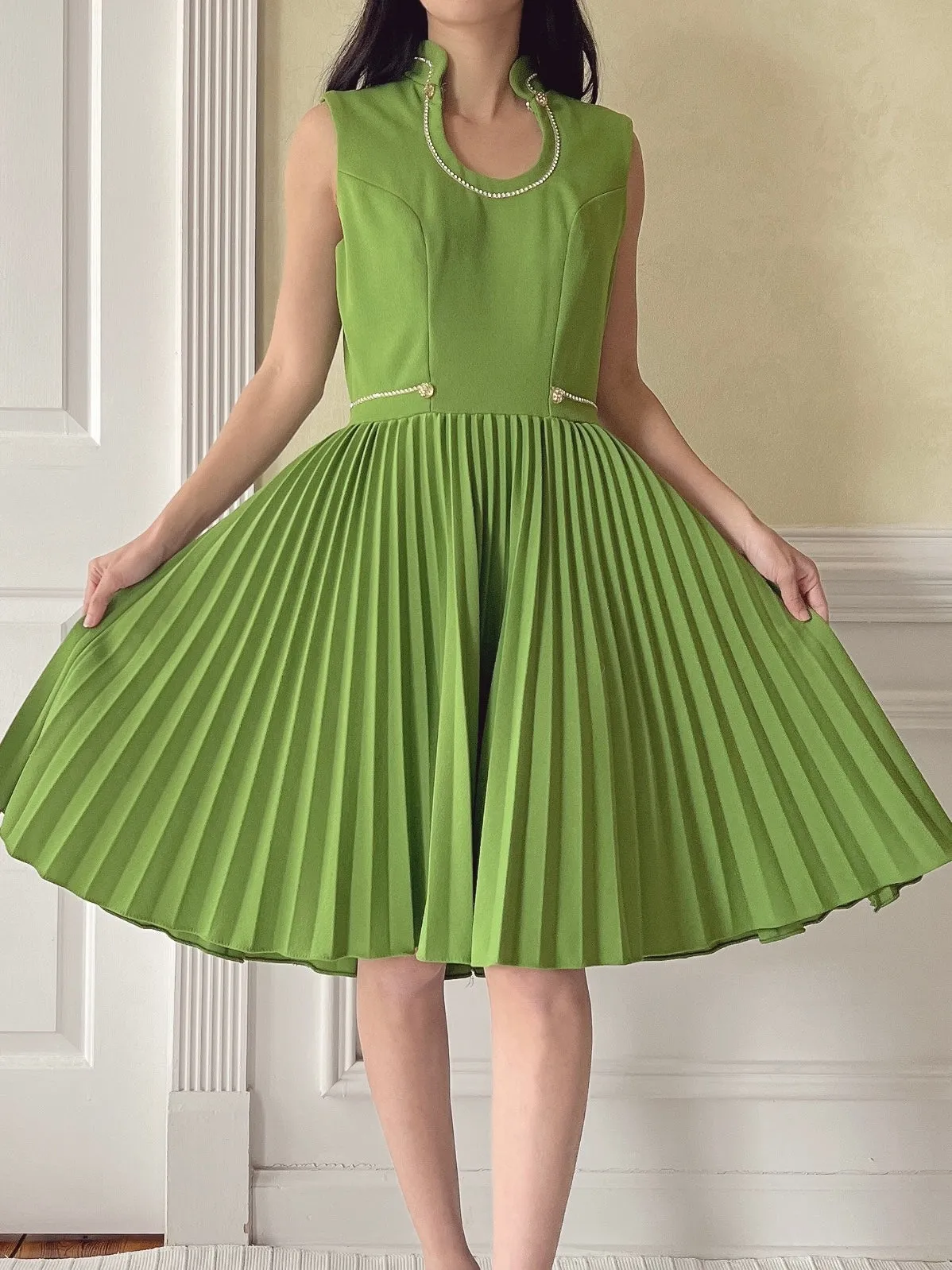 Vintage Green Rayon Pleated Dress - S